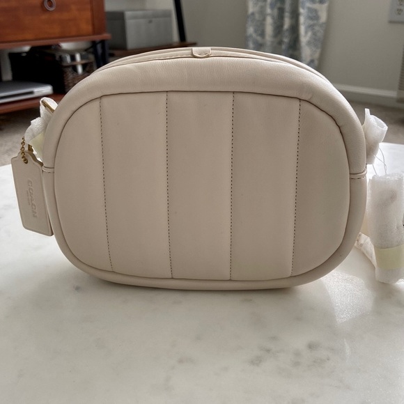 Coach Quilted Leather Camera Bag, Chalk/White, NWT - Picture 2 of 16
